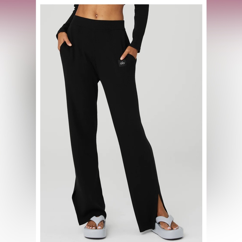 Alo Yoga Knit Salana Pant in Black